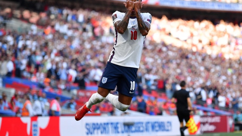 Dường như cầu thủ Jesse Lingard luôn muốn mình nổi bật nhất nhưng không phải vì tài năng Dường như cầu thủ Jesse Lingard luôn muốn mình nổi bật nhất nhưng không phải vì tài năng